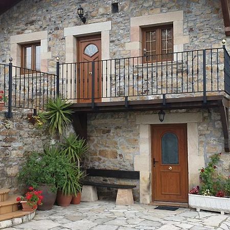 La Casa Del Acebal Guest House Solorzano Exterior photo